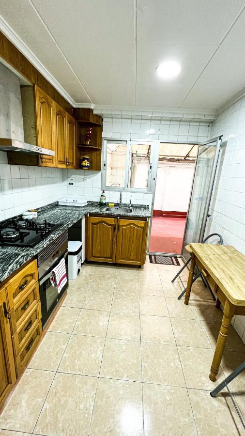 Alojamiento Valenciaアパートメント エクステリア 写真